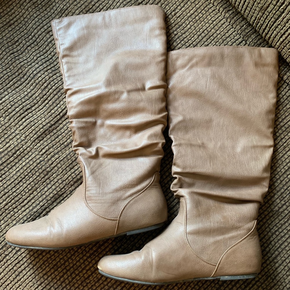 Brown boots